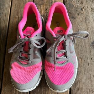 Women’s Nike Free Run 3 Size 8